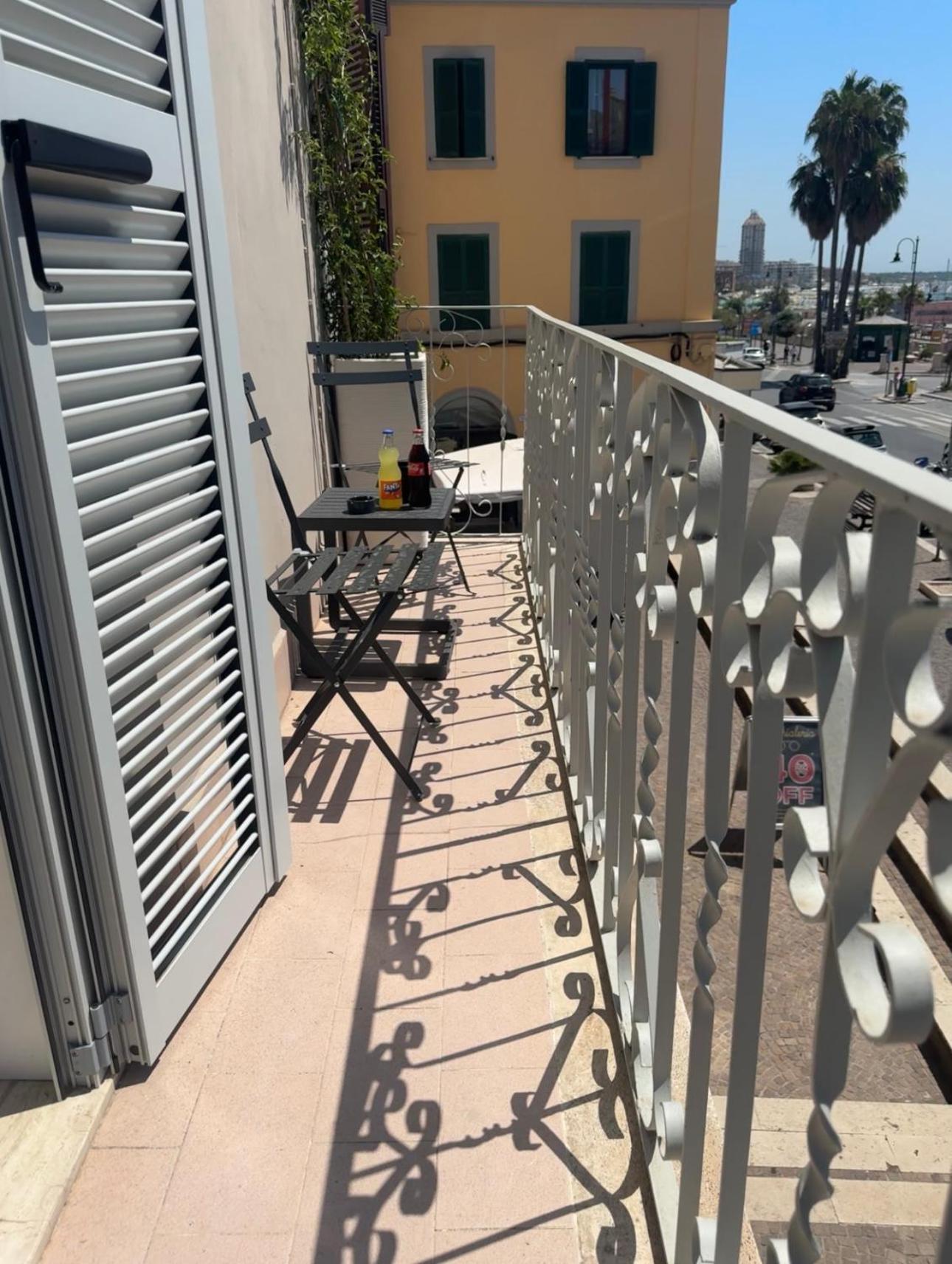 Sky Luxury Rooms Nettuno Exterior foto