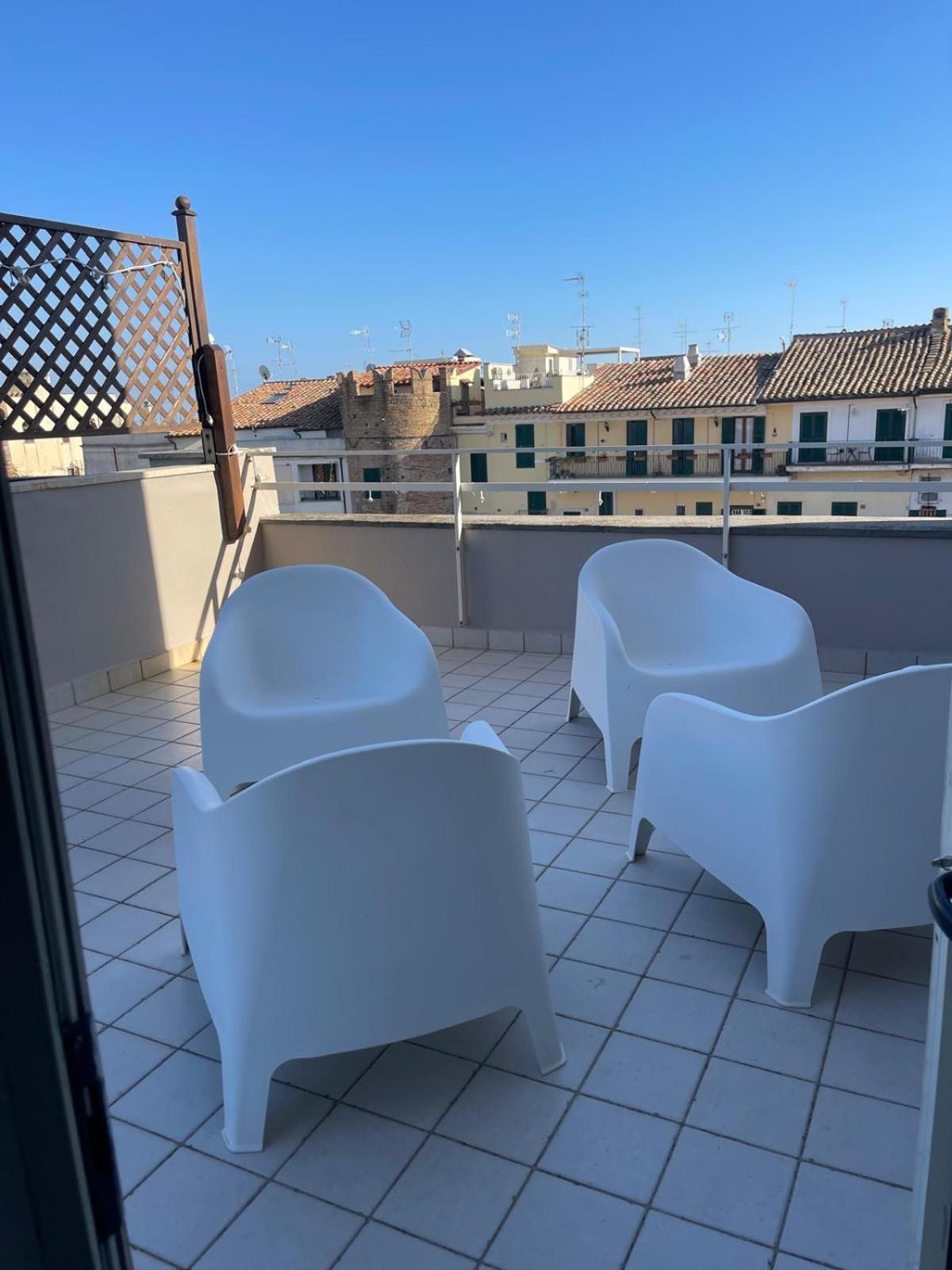 Sky Luxury Rooms Nettuno Exterior foto